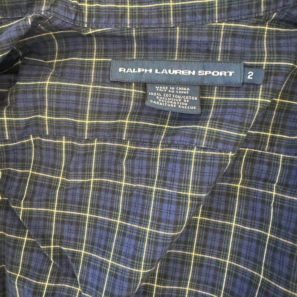 Women’s shirt